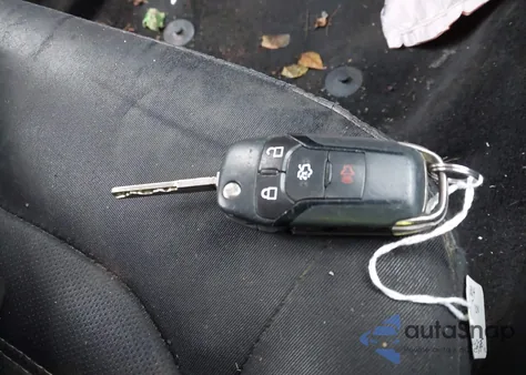 2014 Ford Fusion Se z USA, uszkodzony, nr VIN 3FA6P0HD8ER147953